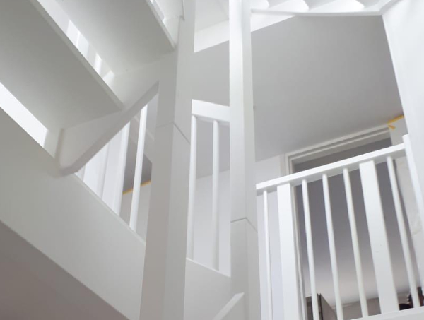 Volledige trap spuiten